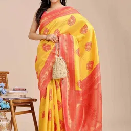 HERE&NOW Woven Design Zari Silk Blend Handloom Saree image 3