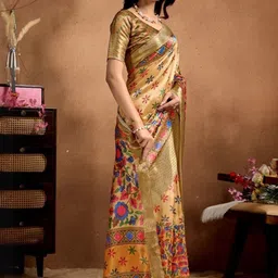 Dinesh Ethnic Traditional Wear Floral Silk Blend Heavy Work Saree image 4