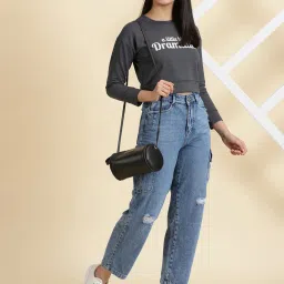 showoffff SHOWOFF Grey Cotton Graphic Print Crop Top image 4