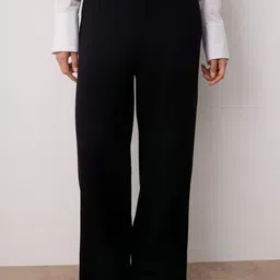 Trendyol Round-Neck Sleeveless-Sleeve Top With Trouser-image-12