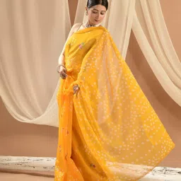 sutra attire Sutra¿Attire Yellow Chiffon Regular Fit Saree image 2