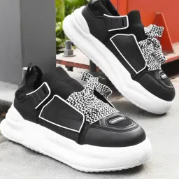 The White Pole Men's Black Casual Sneakers-picture-18