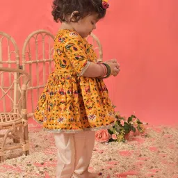 VASTRAMAY Girls Yellow Printed Clothing Sets image 2