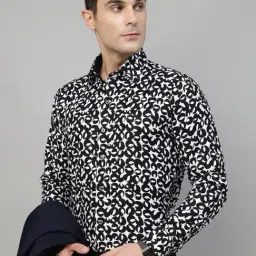Hancock White & Black Slim Fit Printed Shirt-image-23
