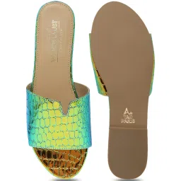 Tao Paris Women's Tokyo Green Casual Sandals image 4