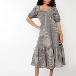 max Women Printed Empire Midi Dress-picture-32