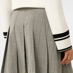 Forever New Montana Pleated Mini Skirt image 2