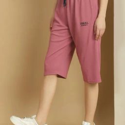 Vimal Jonney Pink Regular Fit Mid Rise Capris-picture-11