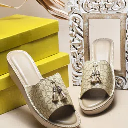 Try Me Women Textured Platform Heels Sandals With Tassels image 1