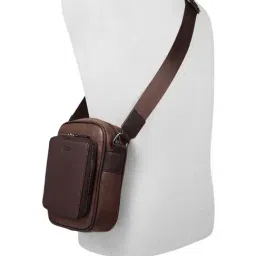 Aldo Brown MAXIMILIAN Medium Cross Body Bag image 4