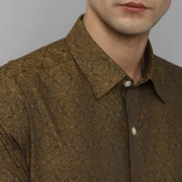 Louis Philippe Gods & Kings Brown Cotton Regular Fit Printed Shirt image 4