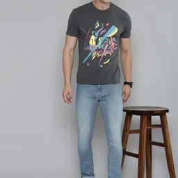 Levis Men 65504 Skinny Fit Heavy Fade Stretchable Jeans image 4