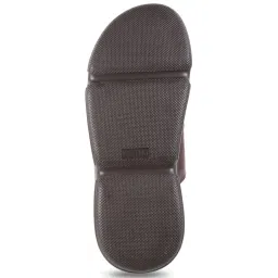Metro Men's Brown Thong Sandals image 4