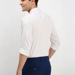 Allen Solly White Slim Fit Printed Shirt image 2