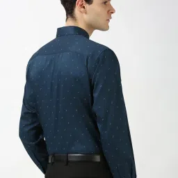 Peter England Navy Cotton Regular Fit Checks Shirt image 2