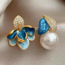 FIMBUL Floral Studs Earrings image 4