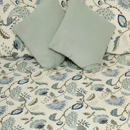 Srijee Decors Off White & Green Floral 250 TC Fitted King Bedsheet With 2 Pillow Covers image 3