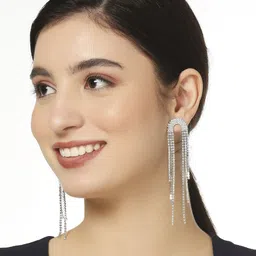 OOMPH Women Set of 2 Geometric Drop Earrings image 4