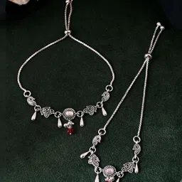 Sangria Women Silver-Plated Artificial Beads Studded Fish Designed Anklets-image-84