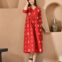 Sangria Bandhej Printed Cotton Fit & Flare Midi Pocket Dress-image-5