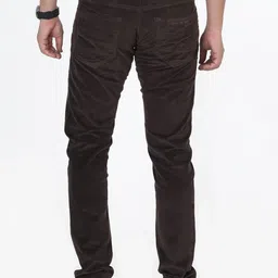 MAD-O-WHAT Men Slim Fit Mid-Rise Jeans image 4