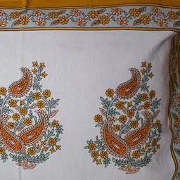 SWITCHON Mustard Floral Printed Cotton 210 TC Super King Bedsheet Set-2.74 m x 2.74 m image 3