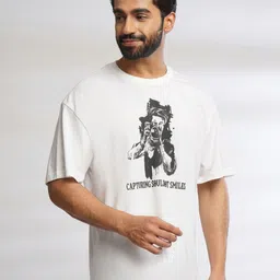 ONE SKY Men Typography Printed Raw Edge T-shirt image 4