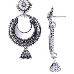 Sangria Silver-Plated Alloy Earrings image 4