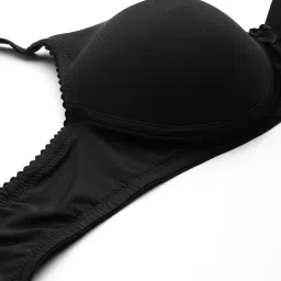 Leading Lady Black Full Coverage Padded T-Shirt Bra image 4