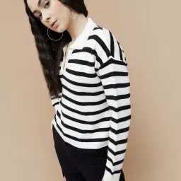 Ginger by Lifestyle White & Black Striped Pullover image 3