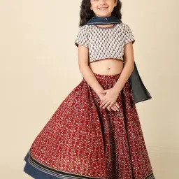 Fabindia Kids White & Maroon Floral Print Lehenga, Choli with Dupatta-image-58