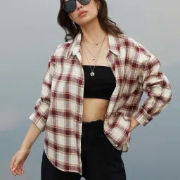 Campus Sutra Maroon Regular Fit Checked Shirt image 4