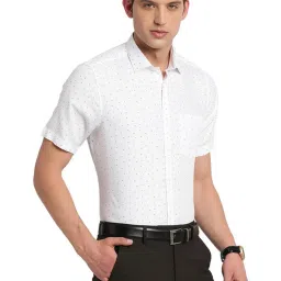 Turtle White Regular Fit Printed Shirt image 4