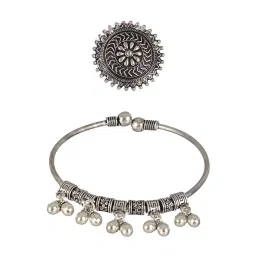 Aatmana Oxidized Silver-Plated & Ghungroo Beaded Bracelet with Textured Ring image 4