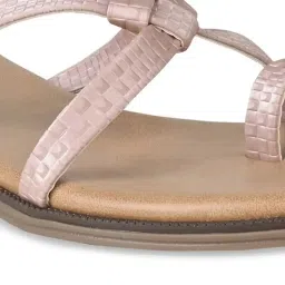 Rocia by Regal Women's Pink Toe Ring Sandals image 4