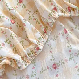 JC HOME White & Yellow Floral Printed 140 TC King Bedsheet With 2 Pillow Covers image 3