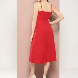 Qurvii Red Midi Dress image 2