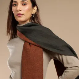 Fabindia Green Wool Muffler image 5