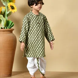 MoMaa Cotton Woven Full Sleeves Abstract Motif Printed Kurta Dhoti Set - Green-picture-25