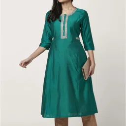 Rangmanch by Pantaloons Green Embroidered A Line Kurta image 4