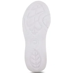 Campus Men's Bosco White Running Shoes image 4