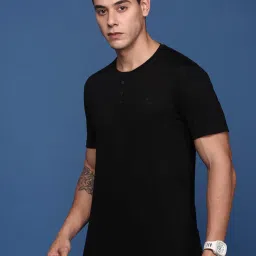 showoffff Showoff Black Cotton Slim Fit T-Shirt image 3