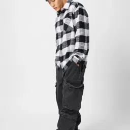 The Souled Store Black & White Cotton Relaxed Fit Checks Shirt image 3