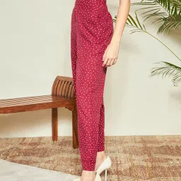 KASSUALLY Maroon & White Cotton Printed Regular Fit High Rise Trousers image 3