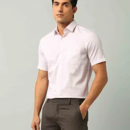 Arrow Pink Cotton Regular Fit Printed Shirt image 3