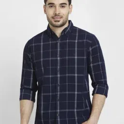 Spykar Navy Blue Cotton Regular Slim Fit Checks Shirt-image-94