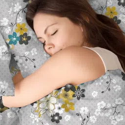 Layers Marigold Yellow Cotton 140 TC King Flat Bed Sheet With 2 Pillow Covers image 3