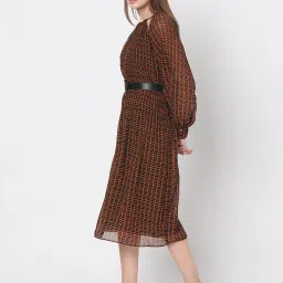 Vero Moda Orange & Black Printed Midi Dress image 3