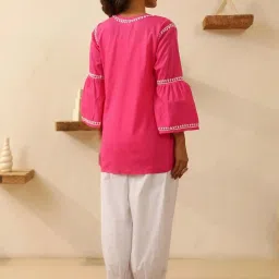 House of Chikankari Pink Chikankari Cotton Woven Short Kurta image 3