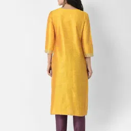 Span Yellow Embellished Straight Kurta image 2